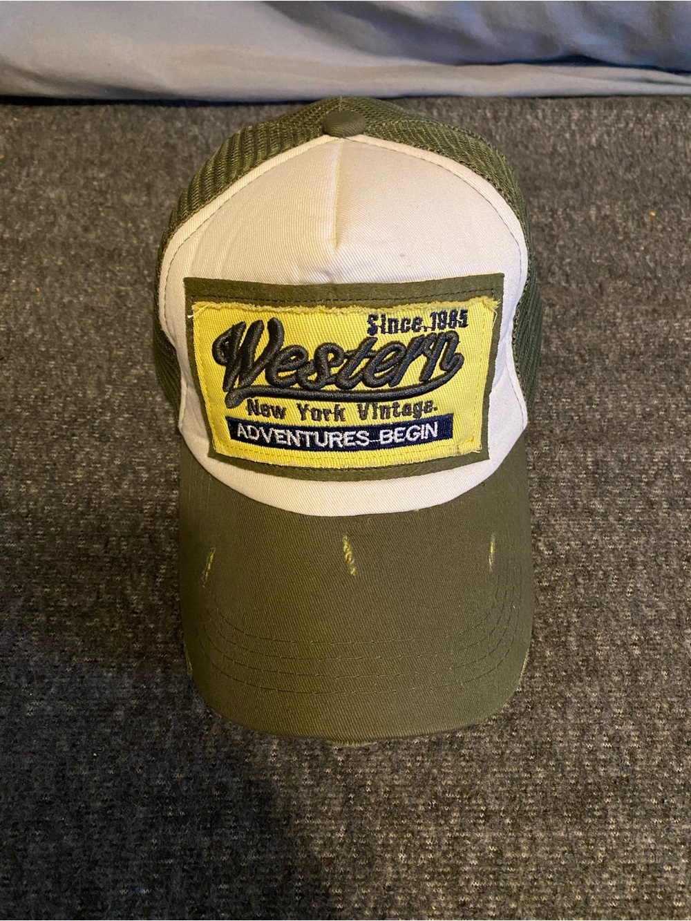 Trucker hat men olive green color way